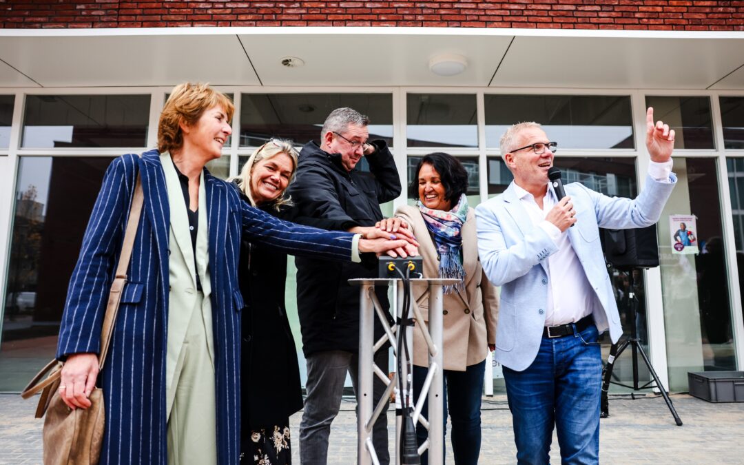 Een feestelijke kennismaking op het Zoomwijckplein!